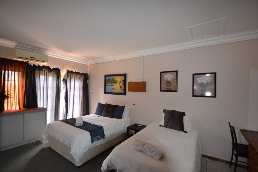 7 Bedroom Property for Sale in Riebeeckstad Free State